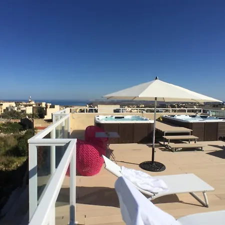 Gozowindmill Apartments Qala Exterior photo